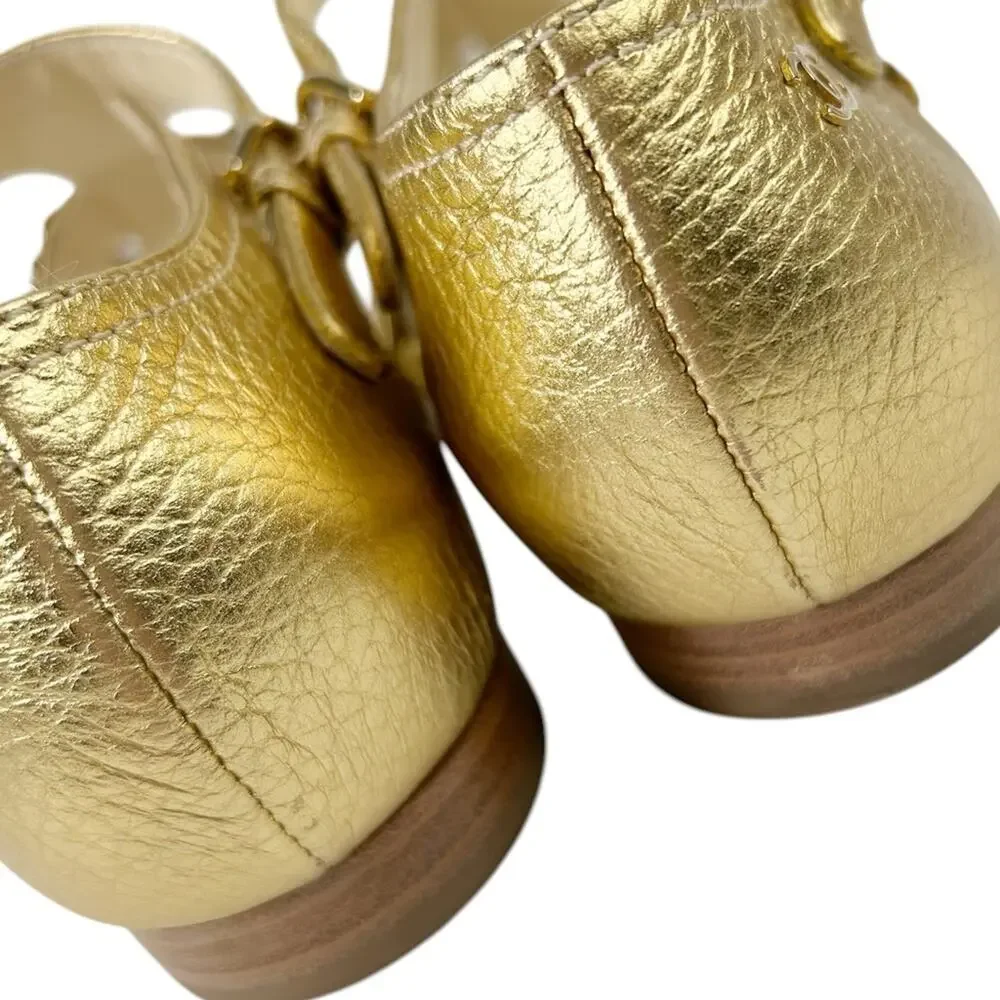 CHANEL Gold Metallic Leather Chain Accent Interlocking CC Flat Sandals